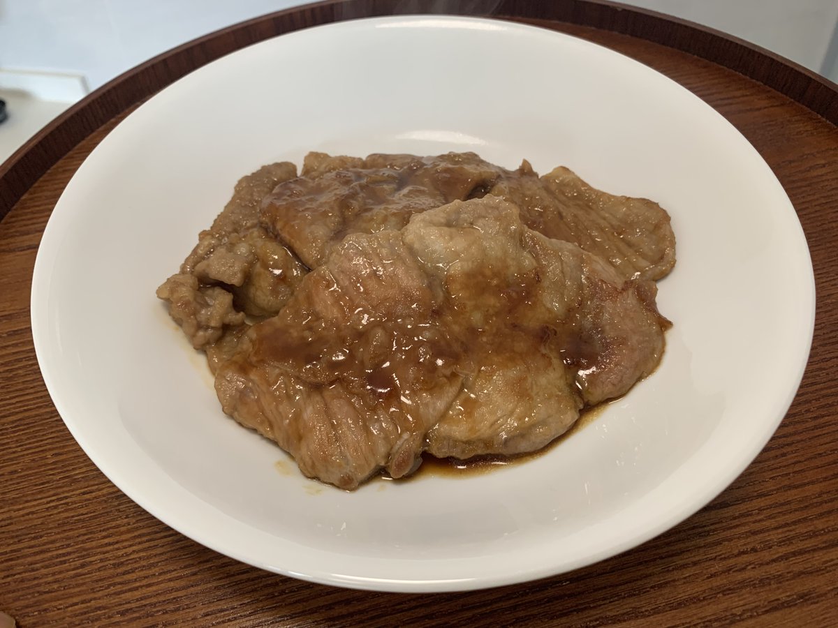 TORA_HOMECOOK's tweet photo. 日本男生做了生薑烤豬肉。
Japanese guy cooked Ginger grilled pork.
豚の生姜焼き作りました．
#生薑烤豬肉
#生薑豬肉
#生姜焼き
#日式料理 
#日本家庭料理
#japanesedish 
#japaneserecipe 
#japanesehomecooking 
Follow @TORA_HOMECOOK
Check recipe here 做法 https://t.co/ahfe9loeiv https://t.co/fZEAwWCI5M