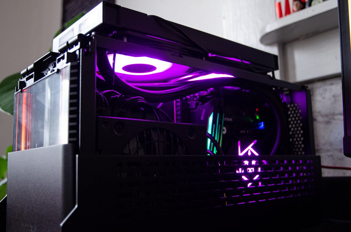 SilverStone EU ❄️ tweet media