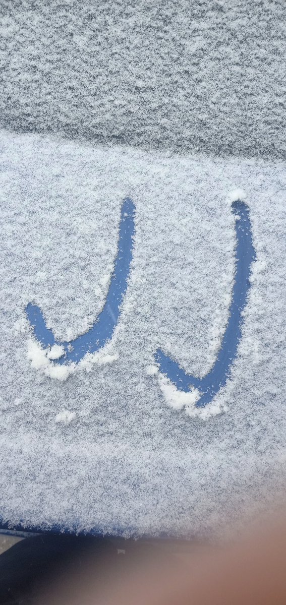 SUSUSUNANA's tweet photo. It's snowing now
@usnttr @2Jkhunchalach 
#usnttr #2jkhunchalach https://t.co/M3HDgd9dR3