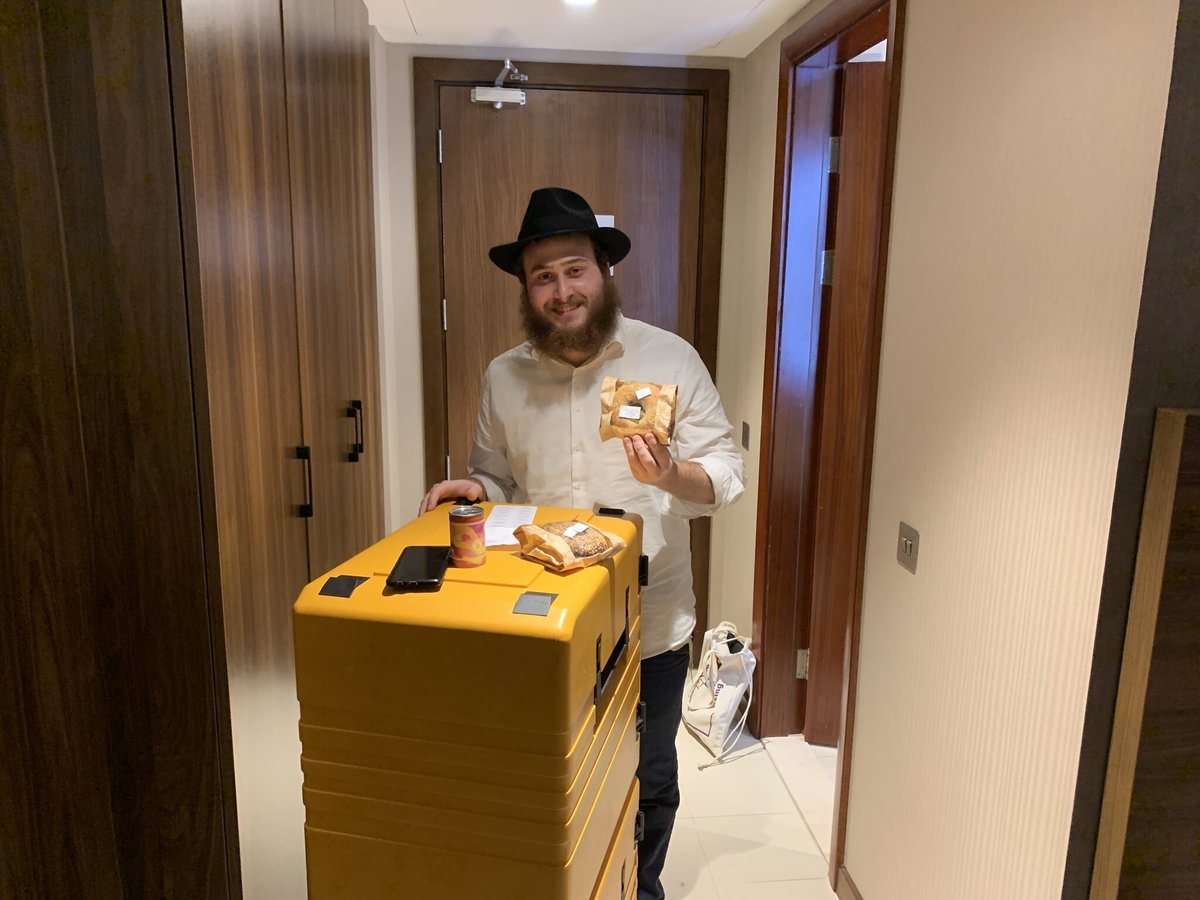 mchitrik's tweet photo. Got your bagel?!
Proud of @EliChitrik❤️
#KosherInQatar
https://t.co/otrAEFq4B3 https://t.co/CGzMtw8rft