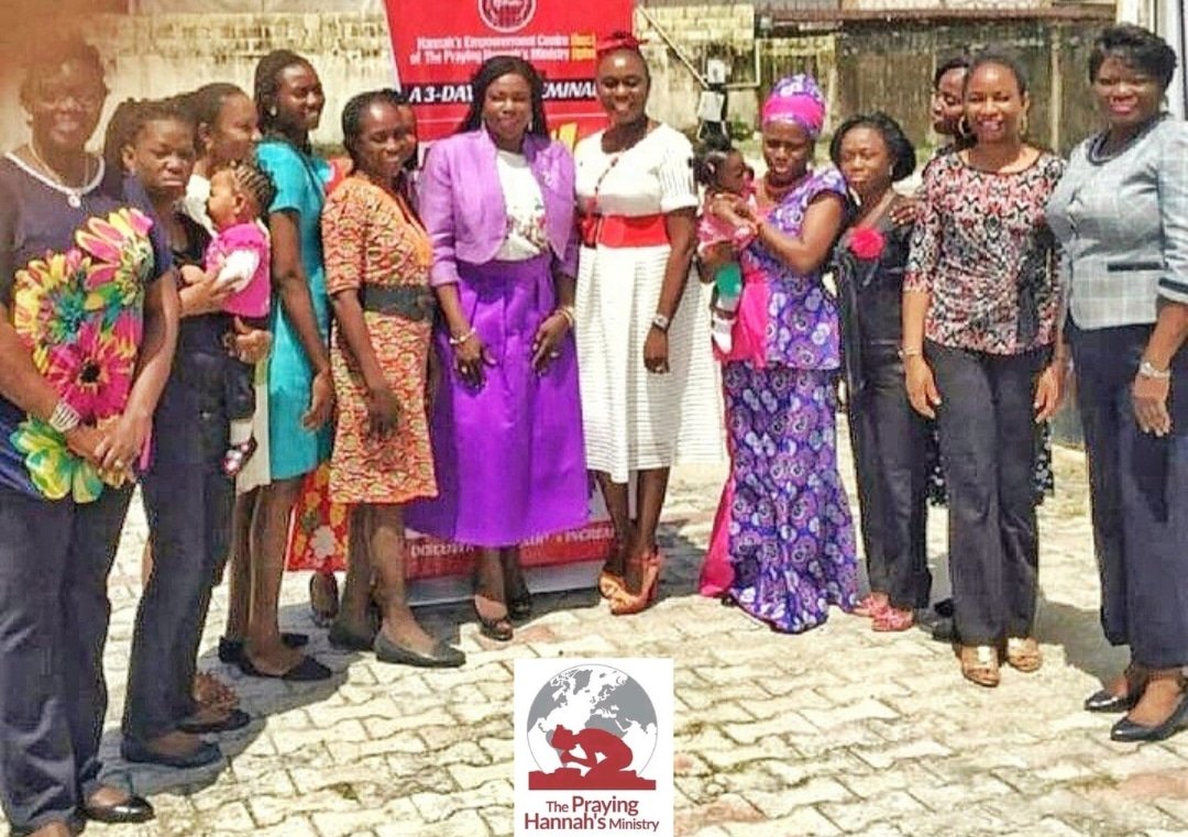 LadiesLounger's tweet photo. Throwback to our The Little Things event in October 2016.
Impacting the lives of women in our community and beyond positively is what we will always do!
#wearetheprayinghannahsministry #throwbackthursday #womenempowerment #wearemadeforimpact #wesupport #wepray #weimpact https://t.co/AavGeJjzHN