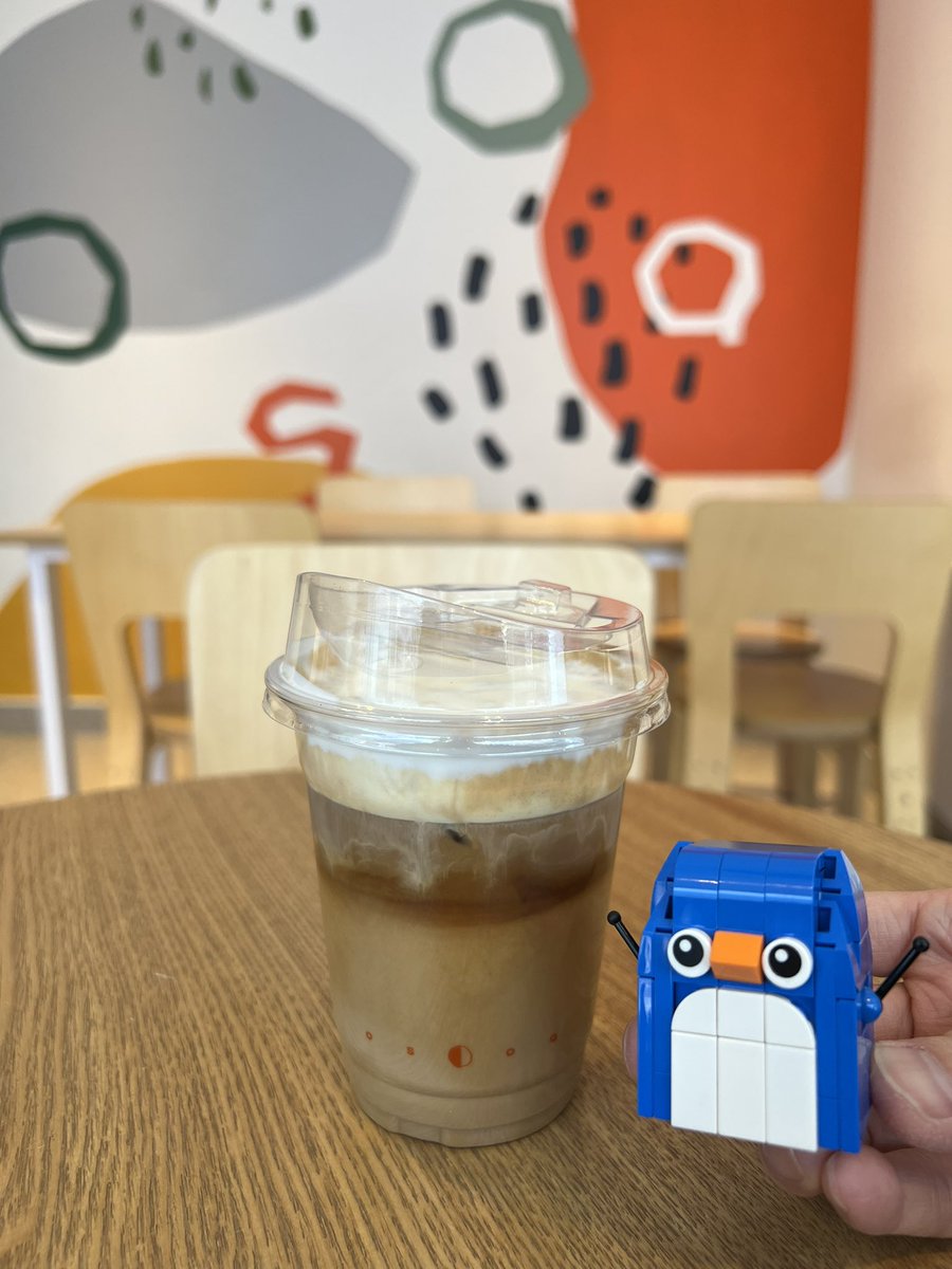 fatapplezzz's tweet photo. #Miguin found Ray-chan in Busan 🥹 https://t.co/4Mlwi1RGA9
