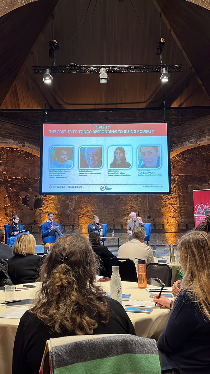 “Place is the key theme,” - Sir Tim Brighouse. Couldn’t agree more! <a href="/_TheFEA/">Fair Education Alliance</a> #FairEdForAll #iwillweek22 @iwill_movement
