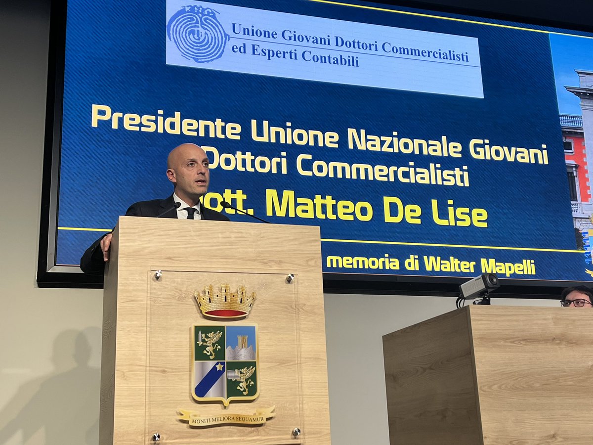 Oltre 400 tra commercialisti, avvocati, autorità della Giustizia e della Gdf e cadetti uniti per la legalità in memoria di Walter Mapelli, nella prestigiosa cornice dell’Accademia della GdF. Grazie a chi c’era <a href="/mattilcapo/">Matteo De Lise</a> <a href="/Ungdcec_offical/">UNGDCEC_official</a> <a href="/Paolo_Florio/">Paolo Florio</a> <a href="/MarcoAnesa/">Marco Anesa</a> <a href="/EmanueleSerina/">LeleSerina</a>