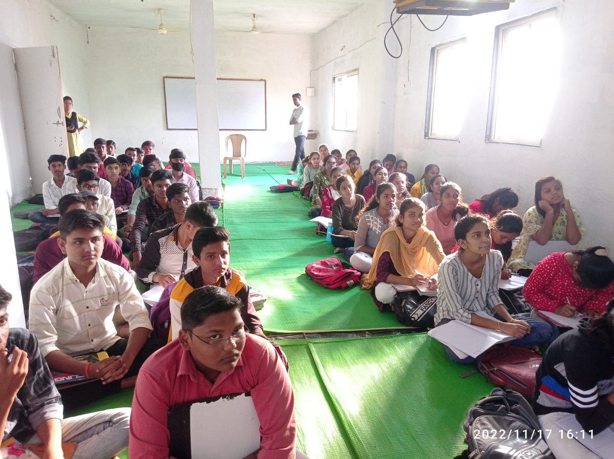 nykparbhani's tweet photo. Glimpses of the intensive volunteer enrollment program organized by the volunteers of selu @nykparbhani
@Nyksindia
@NYKS_maha_Goa
#Volunteers #enrollmentprogram https://t.co/nesCHLS0KR
