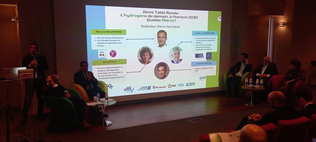 <a href="/GRDF/">GRDF</a> fiere de participer auprès de <a href="/sqy/">Saint-Quentin-en-Yvelines 🚀</a>  à la  conférence 2022 du CCE SQY Quelles perspectives pour l’#H2 .
Thomas Muller Directeur stratégie <a href="/GRDF/">GRDF</a> confirme que l infrastructure est clef pour l'H2 stockable, flexibilite et dernier km pour acheminer l H2 vers le consommateur.