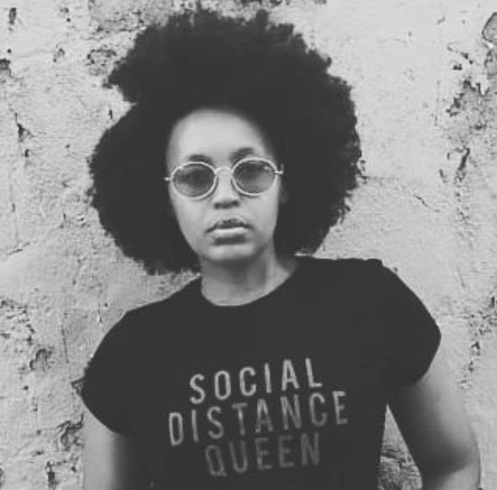 Be still!
🖤🖤🖤

👑: BlackPearlHair x <a href="/PearlThusi/">Pearl Thusi</a> 
<a href="/afrobotanics/">afrobotanics</a> x Ntombenhle
🕶️: <a href="/erabydjzinhle/">Erabydjzinhle</a> x <a href="/DJZinhle/">#ERAbyDJZinhle #ZeeNation</a>