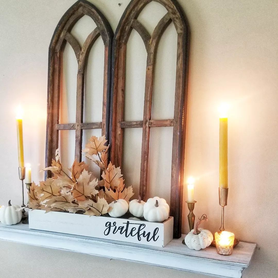 AntiqueFarmHous's tweet photo. Happy Thanksgiving everyone! May your table be set with great food and great cheer, your day filled with happiness and joy, and your evening spent in the company of family and friends.⁠ Tell us what you're thankful for! ♥️⁠
⁠
📷:@thecrowsnestsignco https://t.co/ZBGeaSscAd