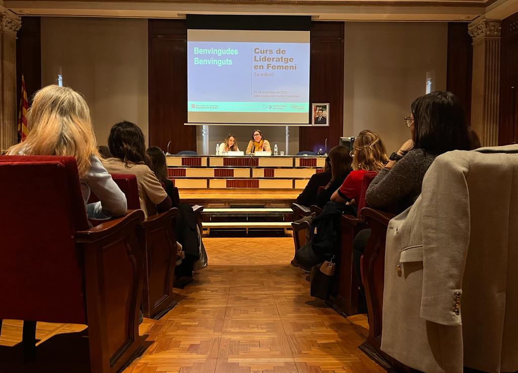 Avui l’#icscat presenta la 3a edició del Programa d’expertesa universitària en lideratge en femení per a 24 professionals per potenciar les seves capacitats i ajudar-les a esdevenir referents dins l’entorn hospitalari.