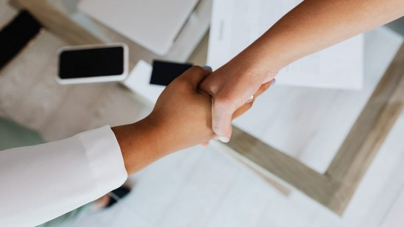 KolayBi’nin yeni iletişim ajansı Brandworks İletişim Danışmanlığı oldu
<a href="/kolaybicom/">KolayBi'</a> &amp; <a href="/brandworkstr/">brandworks</a> 

adjustbrand.com/ajanslar/kolay…