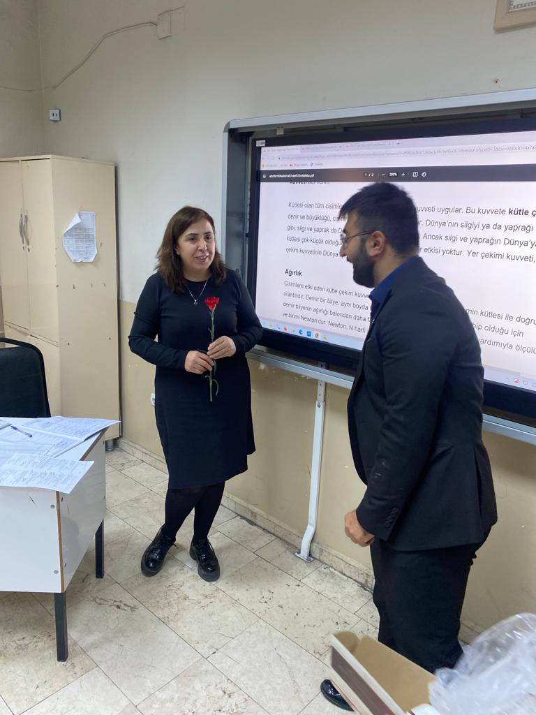 Şanlıurfa Saadet Partisi İl Gençlik Kolları olarak #24KasımÖğretmenlerGünü dolayısıyla Prof.Dr.Necmettin Erbakan Ortaokulu,Vatan Ortaokulu, Şanlıurfa Anadolu İmam Hatip lisesi ve İbrahim Tatlıses İlkokulu nu Müdür ve Öğretmenleri ziyaret ettik. @sanliurfamemm63
<a href="/gencsaadet/">Genç Saadet</a>