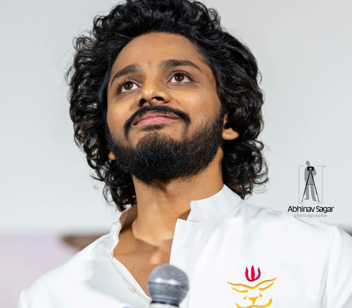 tejasajja123's tweet photo. #HanuManTeaser Launch

Special mention to @shreyasgroup for the SuperHeroes Setup https://t.co/zOGBTb8FST
