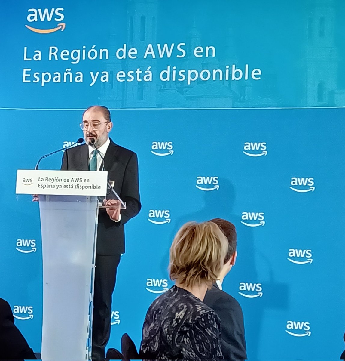 MayteOrtin's tweet photo. Día importante para la innovación y el sector tecnológico en #Aragón con la presentación de la nueva región AWS en España
#cloud #transformaciondigital #innovacion #sostenibilidad https://t.co/vQAIQlVJ5P