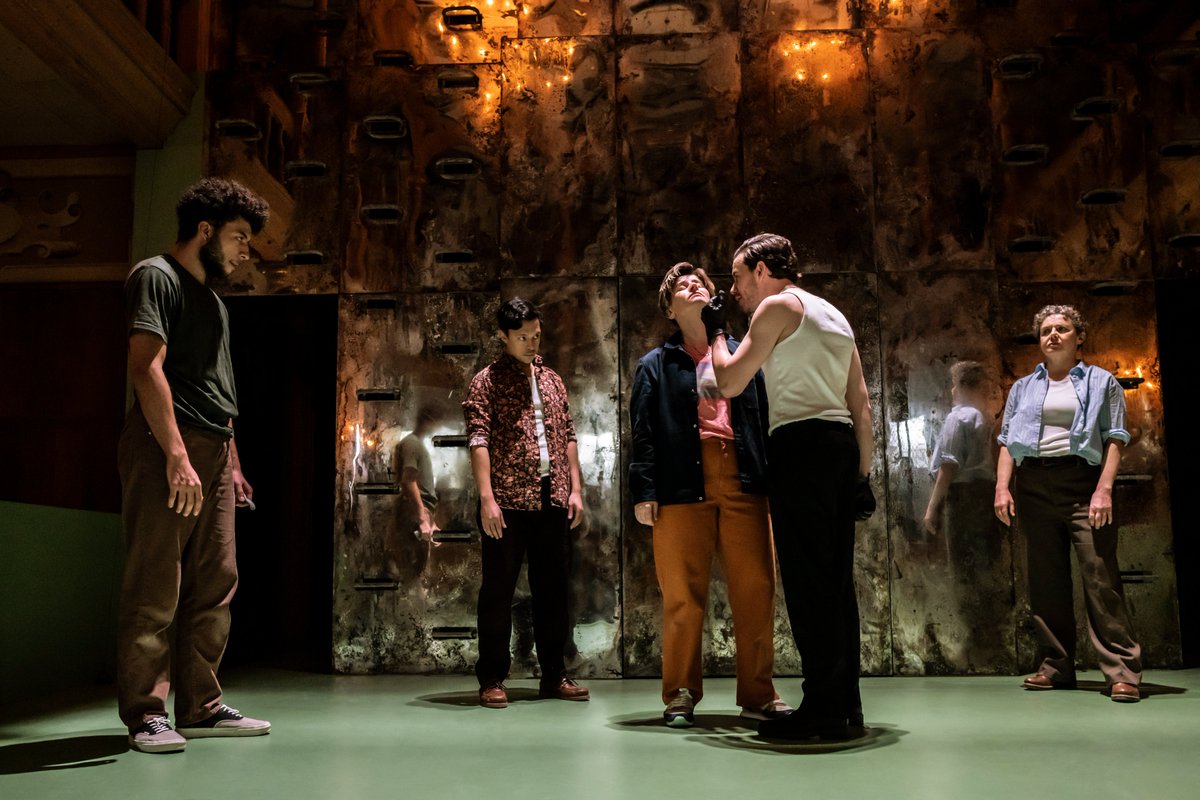 Shakespeare’s Globe tweet media