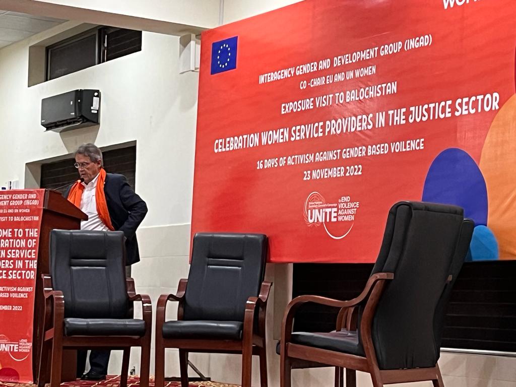 CanHCPakistan's tweet photo. "Women & girls can be powerful agents of change. Their voice is critical for sustainable development” said Canada’s Counsellor Development at #INGAD event celebrating services of #Women in Uniform” in Balochistan.
#16DaysOfActivism against #GBV https://t.co/S4l3302QAW