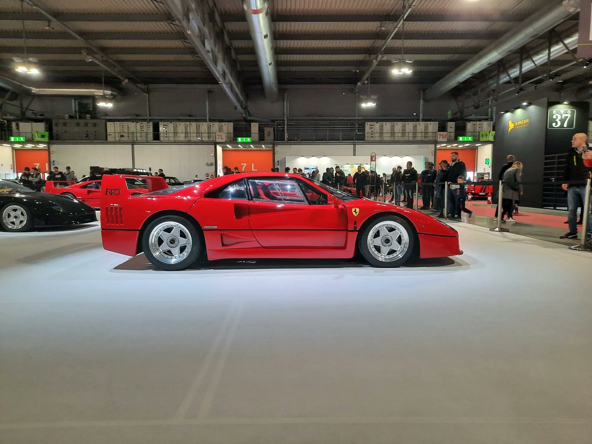 automotivespace's tweet photo. #MilanoAutoClassica #carshow #automotivespace #ferrari F40 https://t.co/vV1gRIO5SU