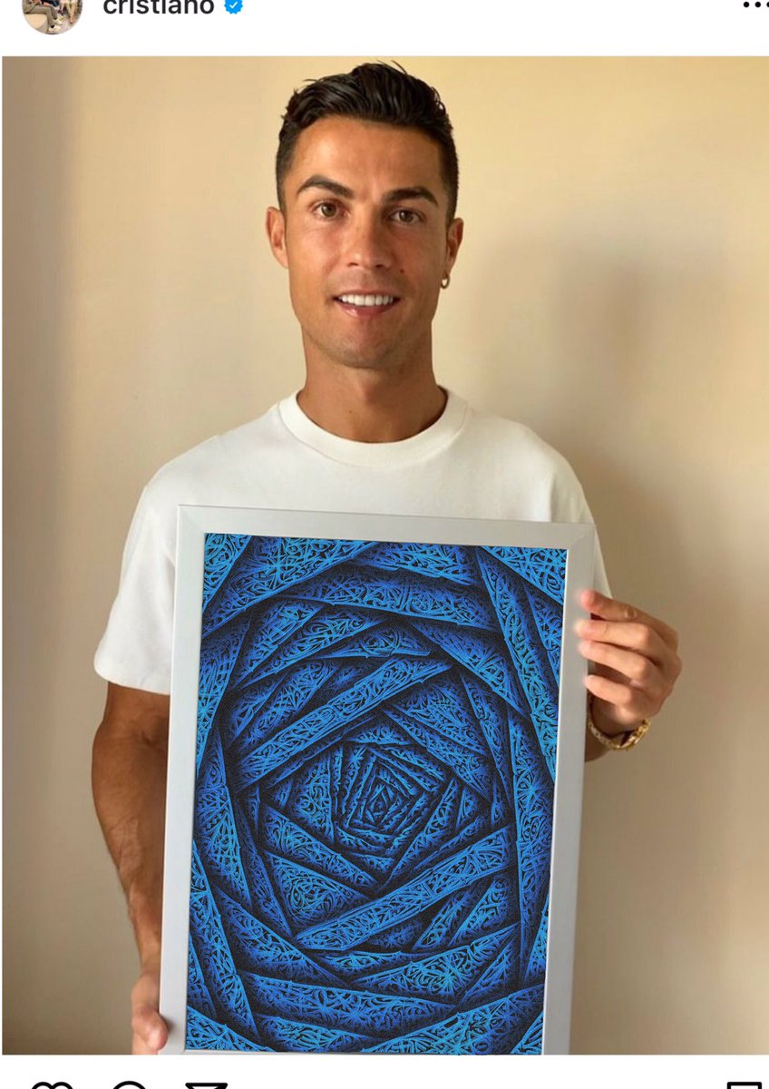 TATRUBY1's tweet photo. Even Ronaldo loves my calligraphy😂👍🏻

#NFTs #NFTFam #NFTGame #NFTCommumity #NFTProjects #NFTAirdrop #NFTartist #nftsales https://t.co/lredAI58Ob