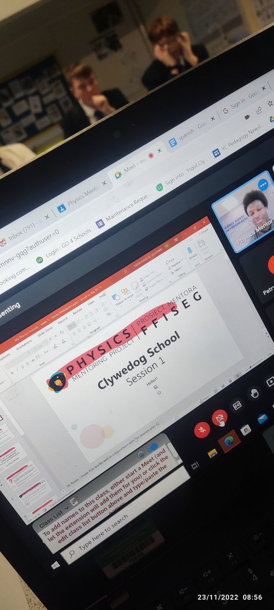 ClywedogScience's tweet photo. Our collaboration with Cardiff university #physicsmentoring started yesterday. Year 10 students pair up with physics undergraduates to develop understanding and aspiration https://t.co/kn8LQO1z7U