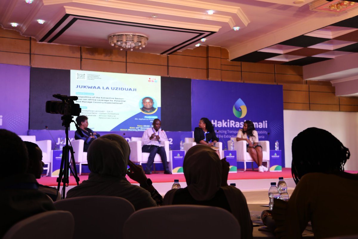 Mr. Fred Kabanda (from ANRC, Uganda) on how to manage expectations:
1. It is critical that correct information is sent to communities;
2. The economies of scale is important;
3. #China takes advantage of its market, Africa should do so;
4. Direct employment in extractives is low.