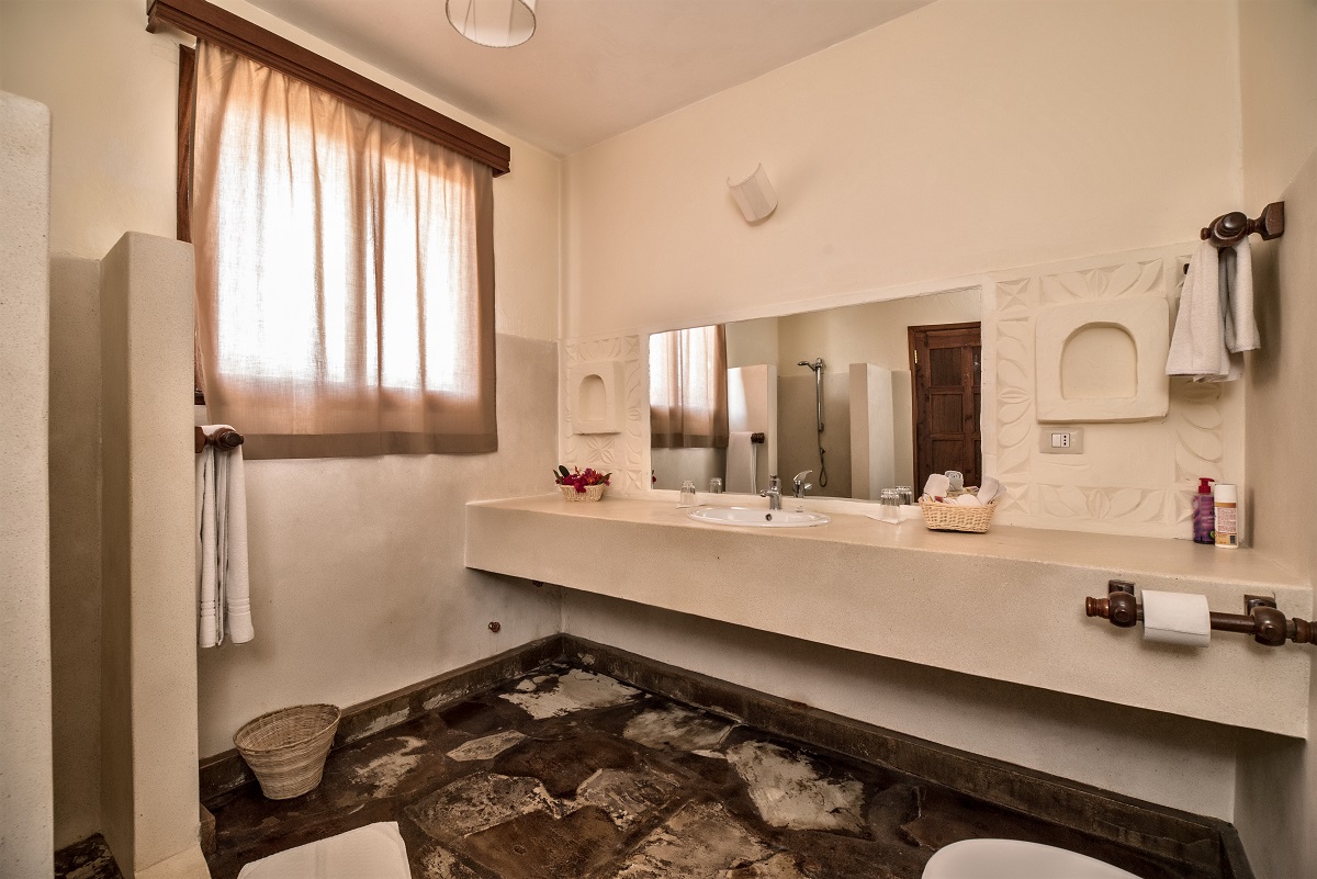 tegigocom's tweet photo. https://t.co/6PWEM1oYib offers a Jamhuri Weekend Special from the 10th-12th of December, from as low as Ksh14,000 Per Person sharing.

Inclusive of:
✅ 3 days and 2 nights or 5 days, 4 nights (1 FREE night)

Call us today on +254 711 08 25 08 to begin your journey today.
#tegigo https://t.co/Gl2ysMTwgc
