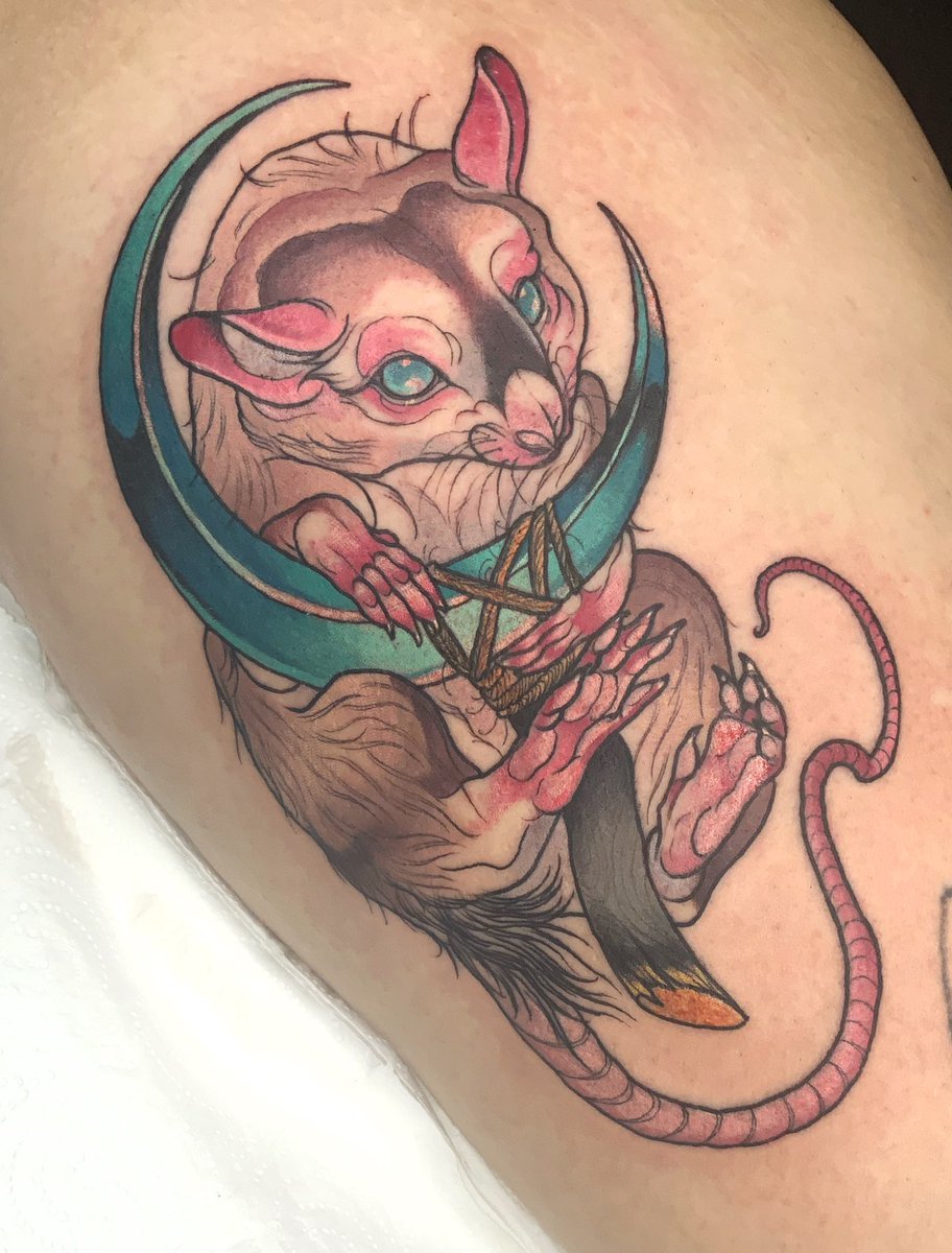 prestige_mk's tweet photo. C’est un peu mort sur insta ducoup je m’étale ici ~ je suis tatoueuse sur Rennes et si jamais tu veux une petite bestiole en n&amp;g ou couleurs, n’hésite pas à aller voir mon instagram ou à m’écrire 💌 celia.rocketvanille@gmail.com https://t.co/8CtyQ1AyFi