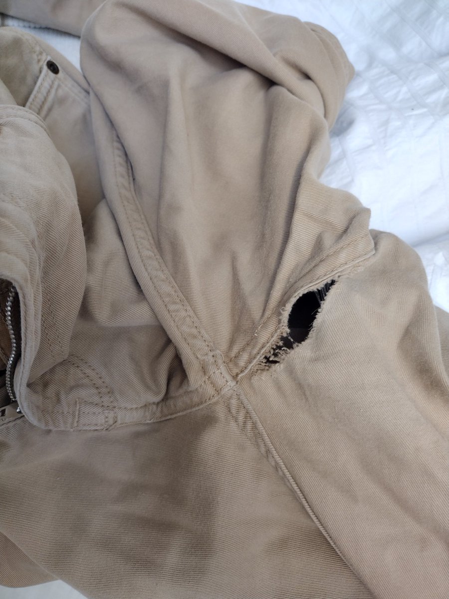 ClassOfMrP's tweet image. For more context, here&apos;s my holey 👖, I blame my 🚲 for this monstrosity. Nevertheless, it&apos;s on our mending list!