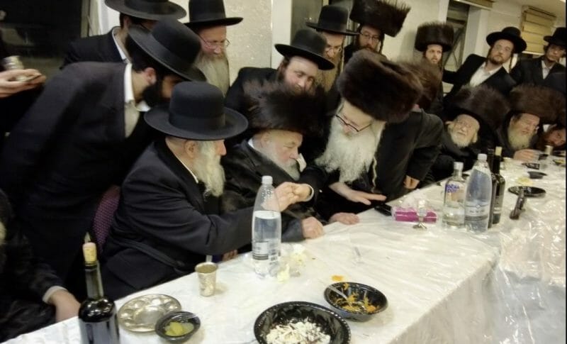 LWldr's tweet photo. @UbeartaM @AviRabina @Rabbi_Berland https://t.co/k14IgNeQTr