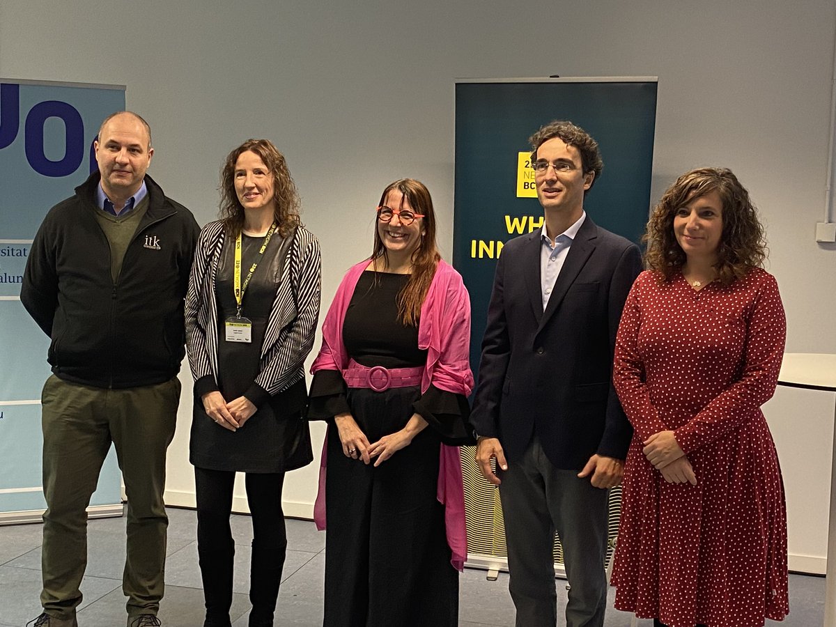 jmorego's tweet photo. Comença el Breakfast del @22networkbcn al nou edifici del Hub de Recerca de la @UOCuniversitat amb la participació de la vicerectora @MartaAymerich #22breakfast https://t.co/jtcj16gFs3