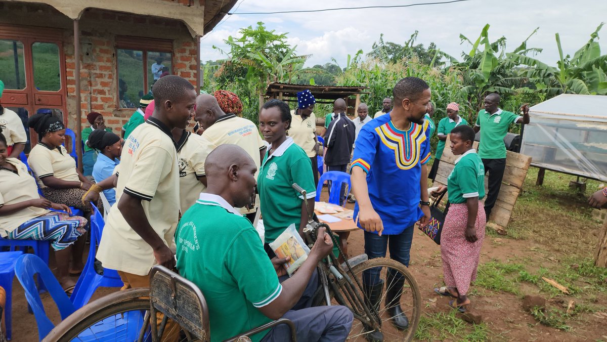 RichardMunang's tweet image. A new model of expanding access to climate solutions of #solardryers has been mooted where communities through their cooperatives and are supported with technical know-how from @UNEP-#EBAFOSA @ebafosauganda #Uganda. This is how impact of climate solutions is brought to scale.