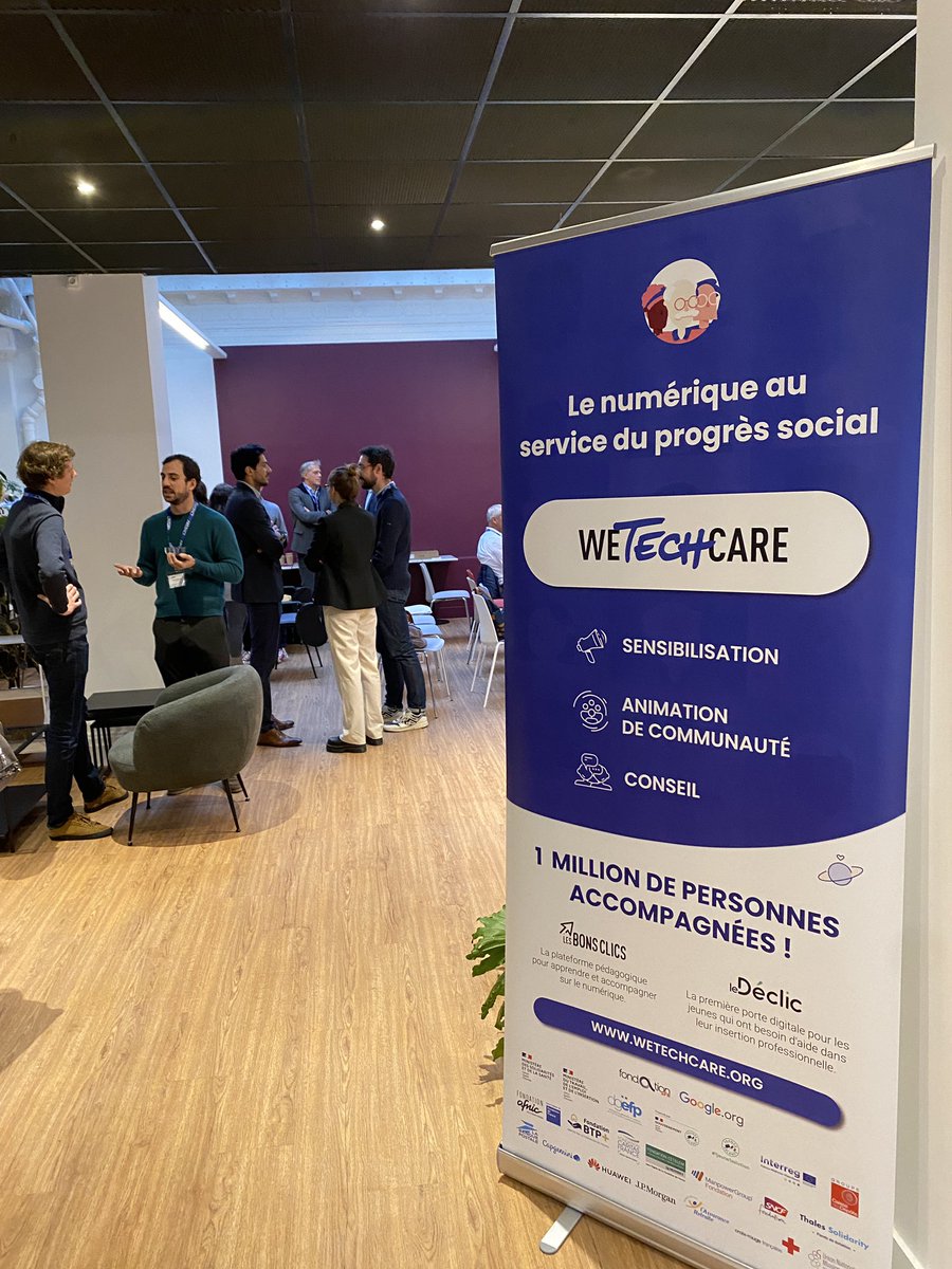 Artefact_3000's tweet photo. C’est parti 🥐🧑‍💻@ArtefactDigital @WeTechCareORG #dématerialisersansexcluee https://t.co/fqMPlzKh5P