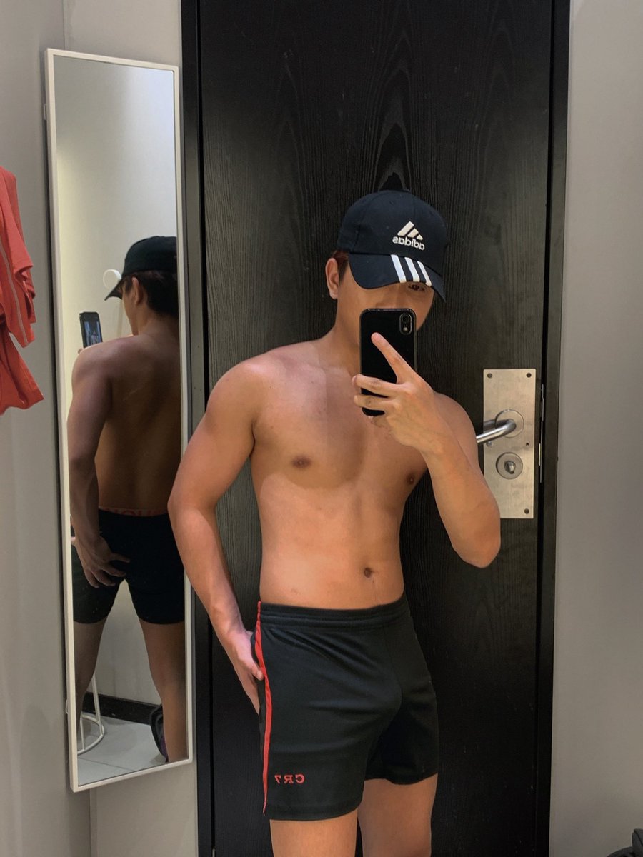 masturmax1's tweet photo. My butt hurts 🍑 https://t.co/D0HDV1kLeH