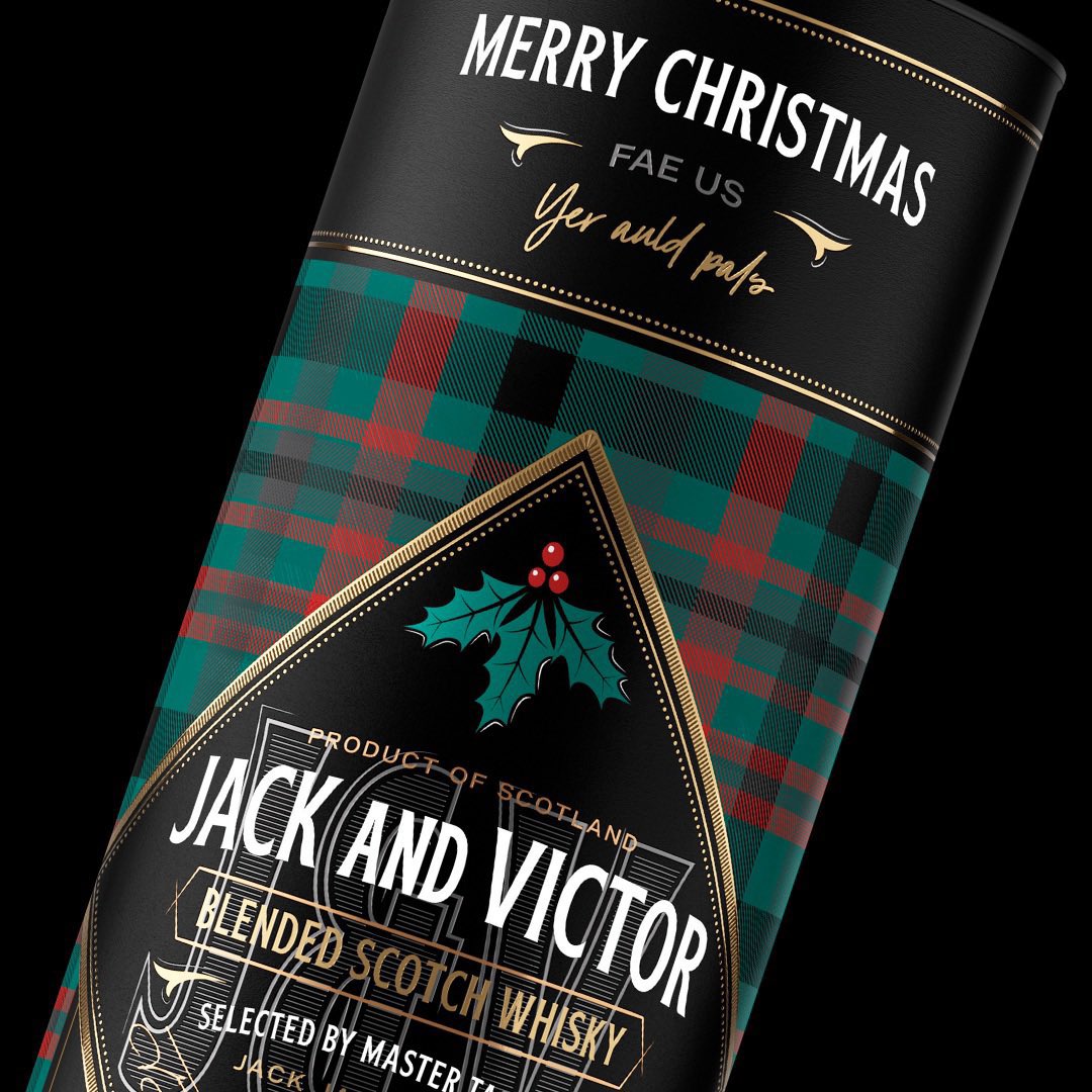 Daniel_McK's tweet photo. Landing at your #Stirling @coopuk just in time for Christmas. @jandvofficial Still Game Whisky. Coming in a Christmas gift box this is the perfect gift. Now available at #Causewayhead #PikeRoad and #Cambusbarron stores. Itβs too good, people have to know! @peterpalm18 https://t.co/uxP1a3bDfX
