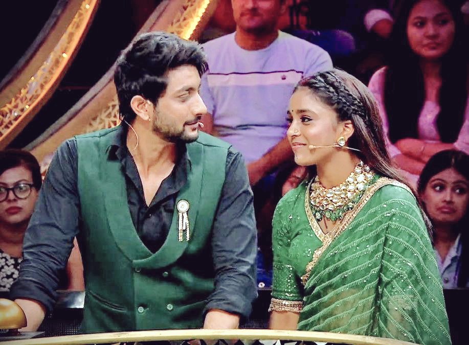 Sab_august's tweet photo. Some things never change the way he stares at her smiles❤️😭
SUMAAN IN BB16

#SumbulTouqeerKhan
#FahmaanKhan
#SuMaan https://t.co/v2KUuvpMfK