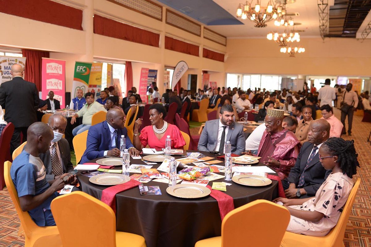 StabexIntl's tweet photo. We’re celebrating a big win! We were voted the brand with the Best Oil and Gas products in East Africa by the East Africa Brand Quality Awards. Our marketing manager Otim Gilbert received the award on our behalf.
#poweringyourperformance #bestgas #stabexgas #stabexoils https://t.co/HKQ4eNVUBQ