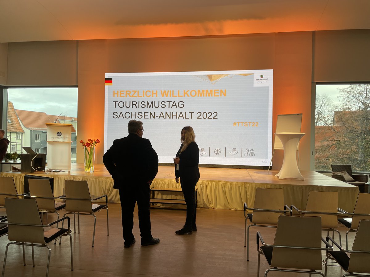IMG_Tourismus's tweet photo. Es geht los! Die IMG begrüßt alle Teilnehmerinnen und Teilnehmer zum #Tourismustag #TTST22 in Quedlinburg. Auf Sie warten spannende Panels, Grußworte, die Auszeichnung der Moderndenker und vieles mehr.
Zum Programm: https://t.co/iDhtMlwID7 @MWL_LSA @sachsenanhalt https://t.co/YmNqixqUDT