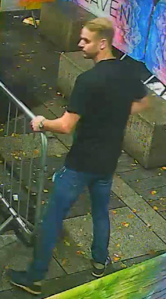 APPEAL | Detectives have issued a CCTV image of a man who could have information that may assist with their enquiries following an assault at Heaven nightclub on Victoria Street, Lpool on Fri 18 November.

Contact <a href="/MerPolCC/">Merseyside Police Contact Centre</a> on Twitter with ref 22000852357. orlo.uk/clND4