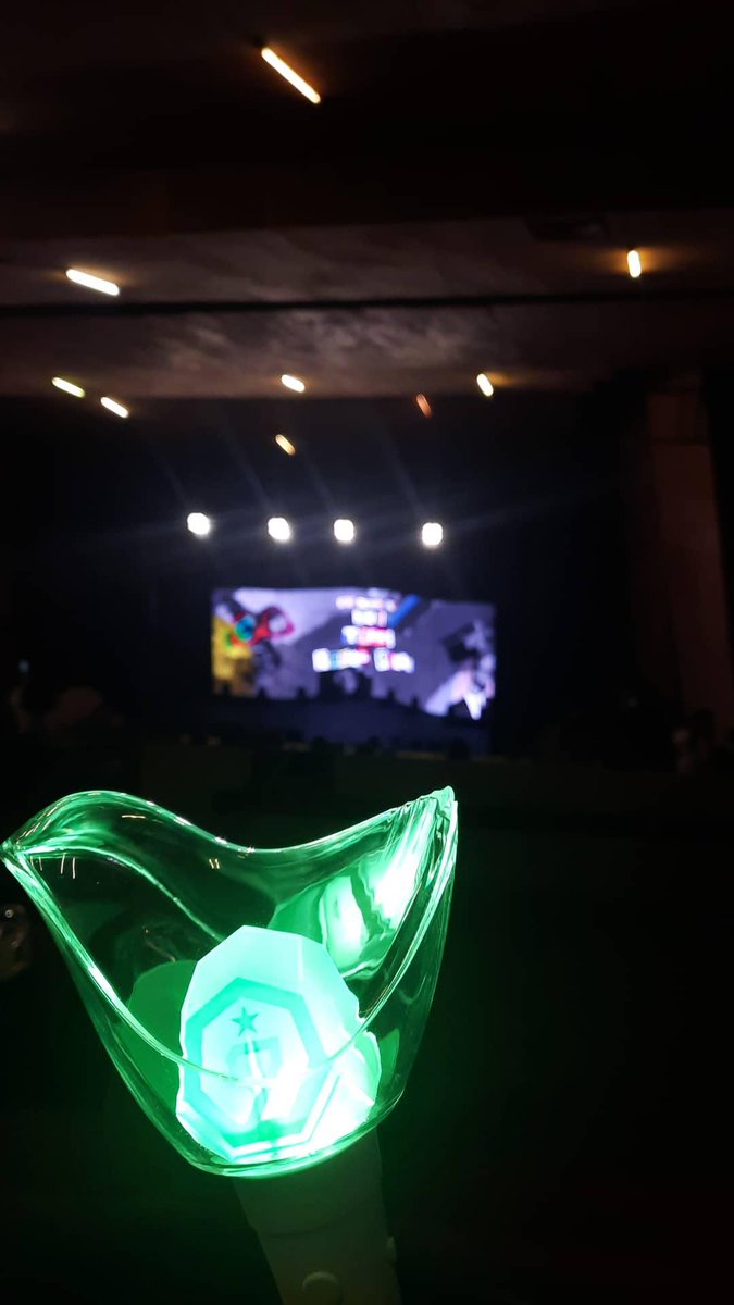 jacxttt's tweet image. hoy fui tan feliz.💚 
#JAYBinMexico 
#JAYBWorldTourinMexico
#JAYB