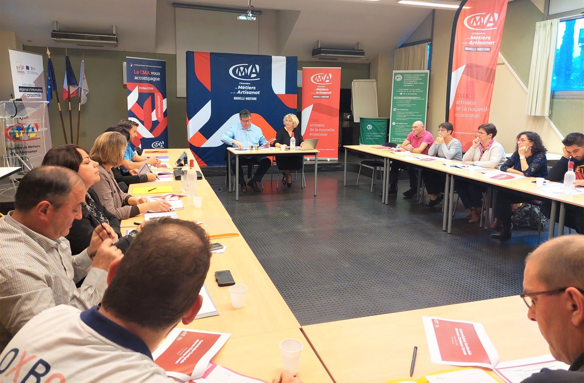 CmaLandes's tweet photo. Le Président, Patrice Lartigue, Directrice, Céline Pirès et les élus des 3 commissions territoriales landaises (Marsan Chalosse-Tursan, Nord Landes et Adour Landes Océanes se sont réunies à la CMA afin d’échanger sur les thèmes et projets de travail retenus pour le mandat à venir https://t.co/fbbCOwjBjZ