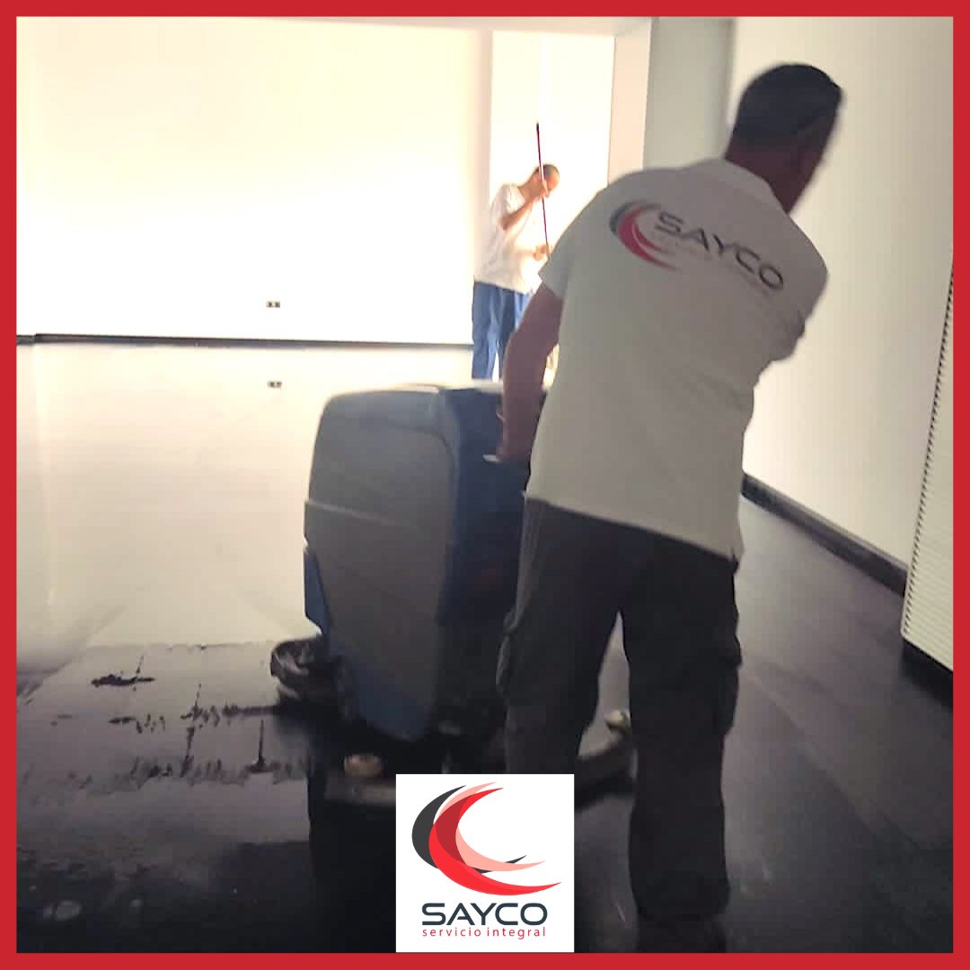 💪 Nueva #limpieza en proceso.

📌 Av Galaroza 12, Oficina 19, #Huelva.
📞 959 04 86 21 / 695 10 39 31
