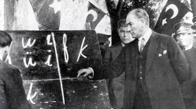 finans101tr's tweet photo. Bana bir harf öğretenin kırk yıl kölesi olurum.Hz Ali.
Bu kutsal mesleği icra eden ve malesef buna rağmen degersizlestirilen öğretmenlerimizi sevgiyle selamlıyorum. https://t.co/aYeZuz2dko