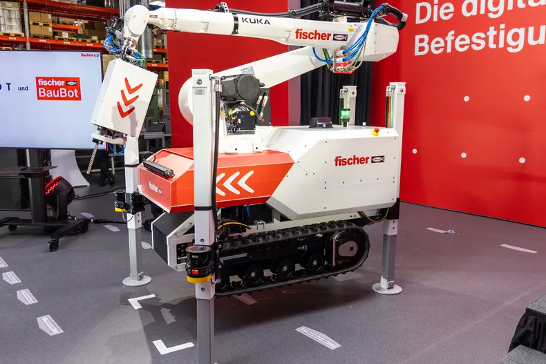 handwerksblatt's tweet photo. Die @fischergroup_de ist bekannt für #Befestigungstechnik. Im Zuge d. #Digitalisierung hat d. Unternehmen #Innovationen entwickelt, die die #Arbeit am #Bau erleichtern, d. #Gesundheit d. #Mitarbeiter schonen &amp; die Effizienz erhöhen. #BauBot https://t.co/iQ8HqbuAYr Foto: © fischer https://t.co/HhfTUW8SdS