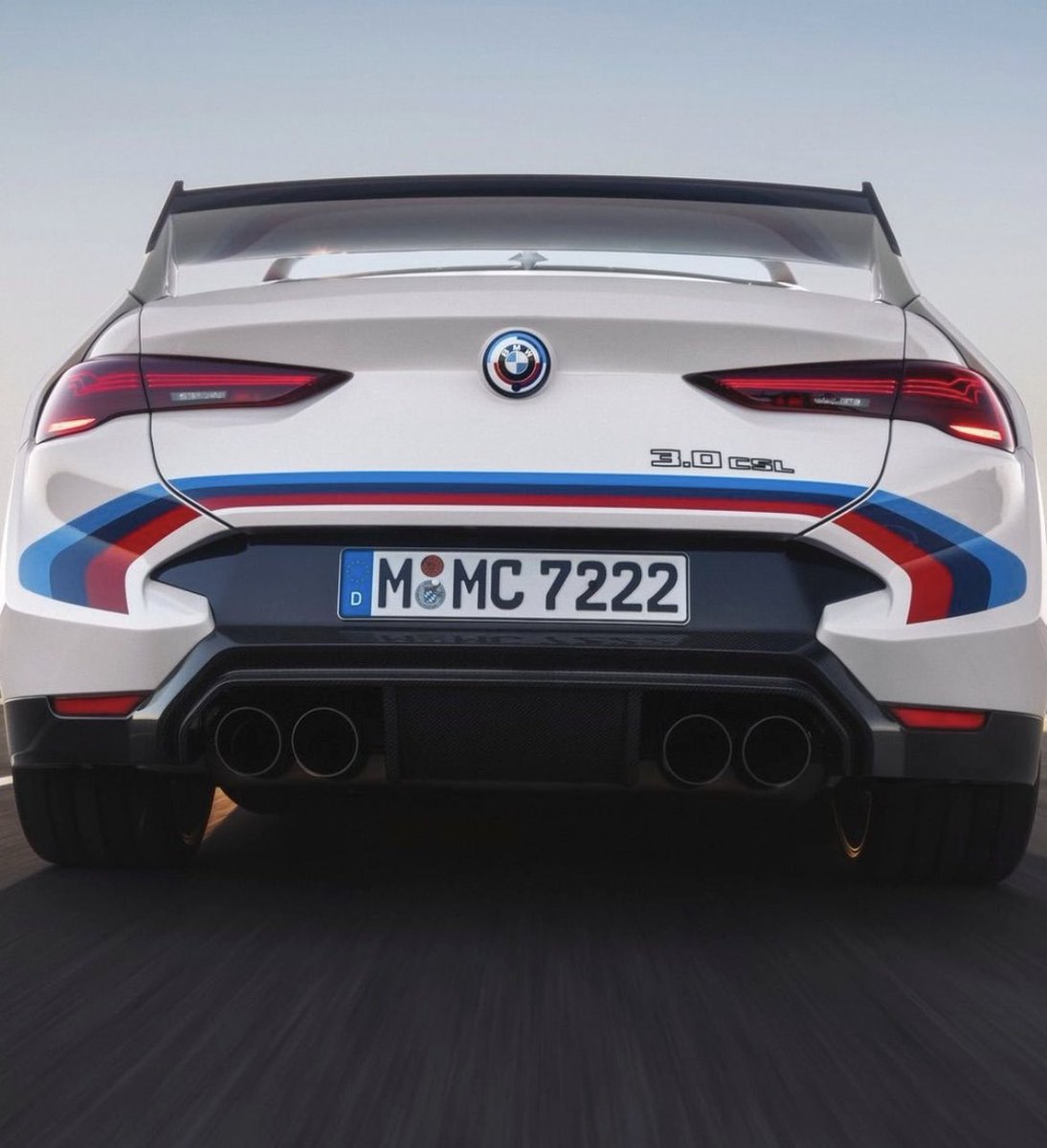 MPower_Daily's tweet photo. BMW 3.0 CSL 🤍
Prix : 750 000€ https://t.co/p3g9EE44Ip