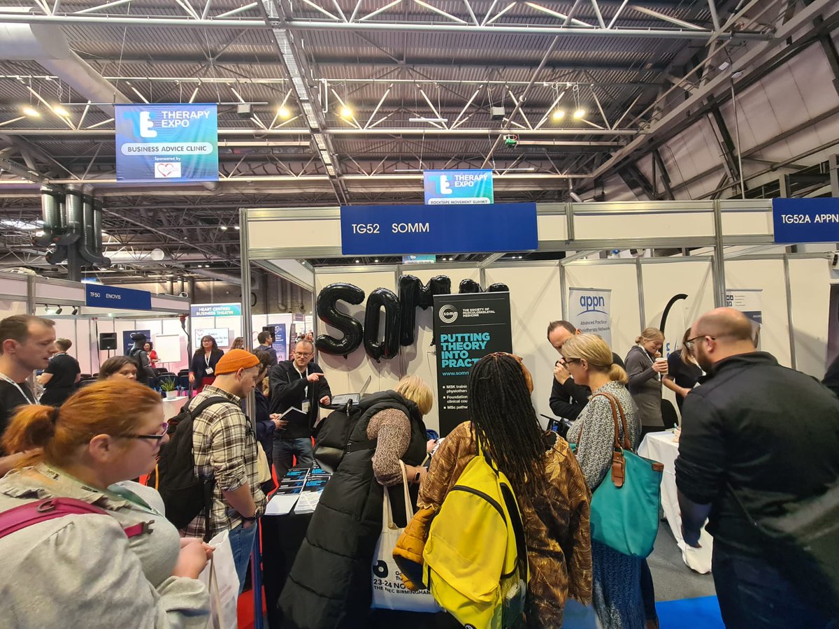sommcourses's tweet photo. Highlights from Day 1 at the 2022 MSK Conference @TherapyExpo with @dr_ik_o,  @elisabeth17, &amp; @sharonchanb at their breakout session, along with a very well attended SOMM stand - we might have to order more freebies👀 https://t.co/OQ7fcz1m5y