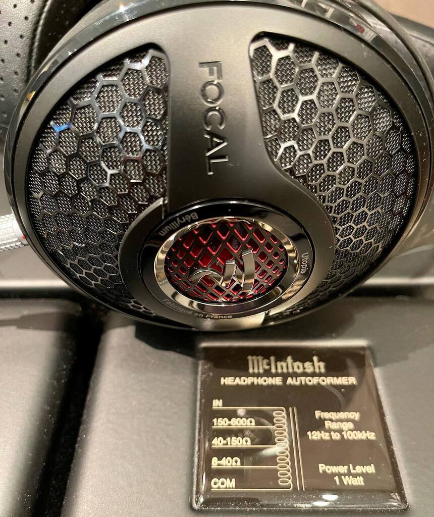 AudioVenue's tweet photo. Focal Utopia 2022 models laying through McIntosh MHA150 amplifier.
.
#mcintosh #headphoneamplifier #mcintoshmha150 #focalutopia2022 #mcintoshheadphoneamp #headphoneamp #mha150 #headfi #headphones #headphonesuk #musical #audiovenue #ealing #maidenhead … https://t.co/Hj0IP1ES0T https://t.co/WN20IDnslJ