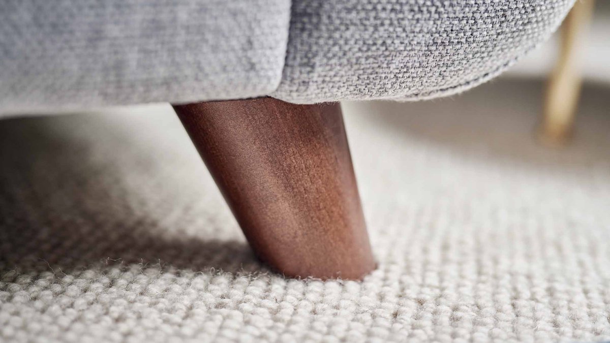 GPlanDesign's tweet image. Do you recognise Martha? 

Martha was one of our favourite Vintage sofas, which we’ve recently brought back, and this Black Friday, you can get 25% off* online! ow.ly/CbKX50LA3Th. 

*T&amp;amp;C&apos;s apply.
#gplan #vintagesofas #gplanvintage #sofas #martha #blackfriday #offers