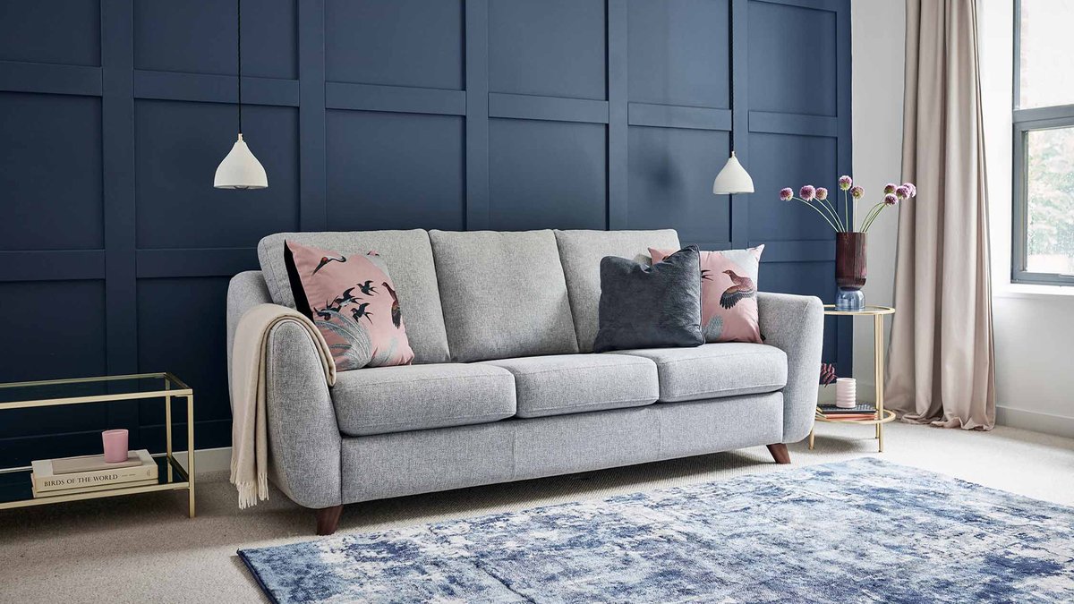 Do you recognise Martha? 

Martha was one of our favourite Vintage sofas, which we’ve recently brought back, and this Black Friday, you can get 25% off* online! ow.ly/CbKX50LA3Th. 

*T&amp;C's apply.
#gplan #vintagesofas #gplanvintage #sofas #martha #blackfriday #offers