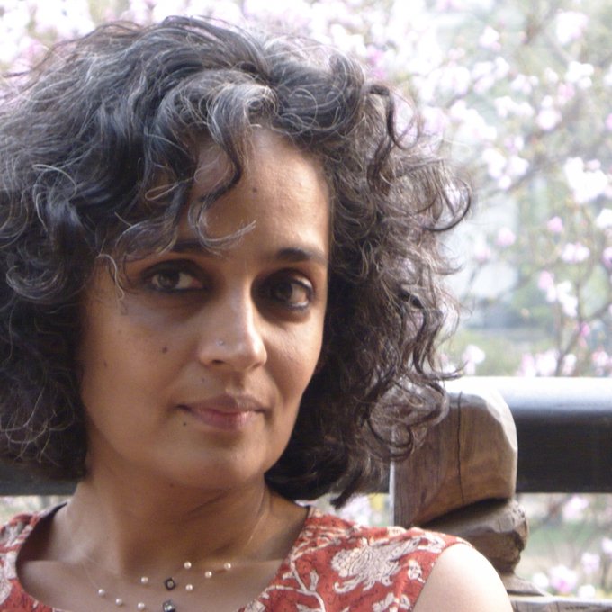 Happy Birthday to Arundhati Roy Ma\am, who believes in the magic and power of words!    