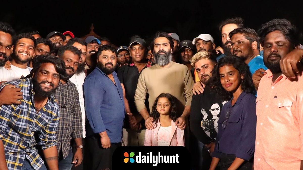 DH_Tamil's tweet photo. சிலம்பரசனின் 'பத்து தல' திரைப்பட படப்பிடிப்பு நிறைவு!
#PathuThala #PathuThalaWrapsUp #str #SilambarasanTR #Silambarasan #SilambarsanTR #VTK #TamilCinema #Kollywood #Entertainment #news #DHTamil #Dailyhunt https://t.co/eSKMNJ6TSO