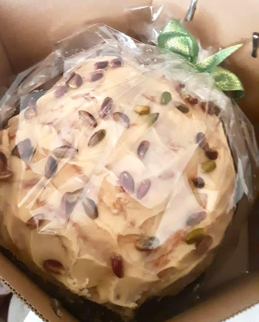 pappaecallia's tweet photo. 🎅🏼PRENOTA  IL TUO PANETTONE ARTIGIANALE 🎅🏼
Spedizione  entro il 6 e il 15 Dicembre . 🚚📦🇪🇺
*Classico
*Cioccolato 🍫
*Cioccolato fondente e pere 🍐 
*Cioccolato fondent e arancia 🍊
*Cioccolato al latte e amarene🍒
*Noci e fichi
*Gianduia
*Pistacchio 
https://t.co/eqG3PkZB9p https://t.co/CXJE6VI2mN