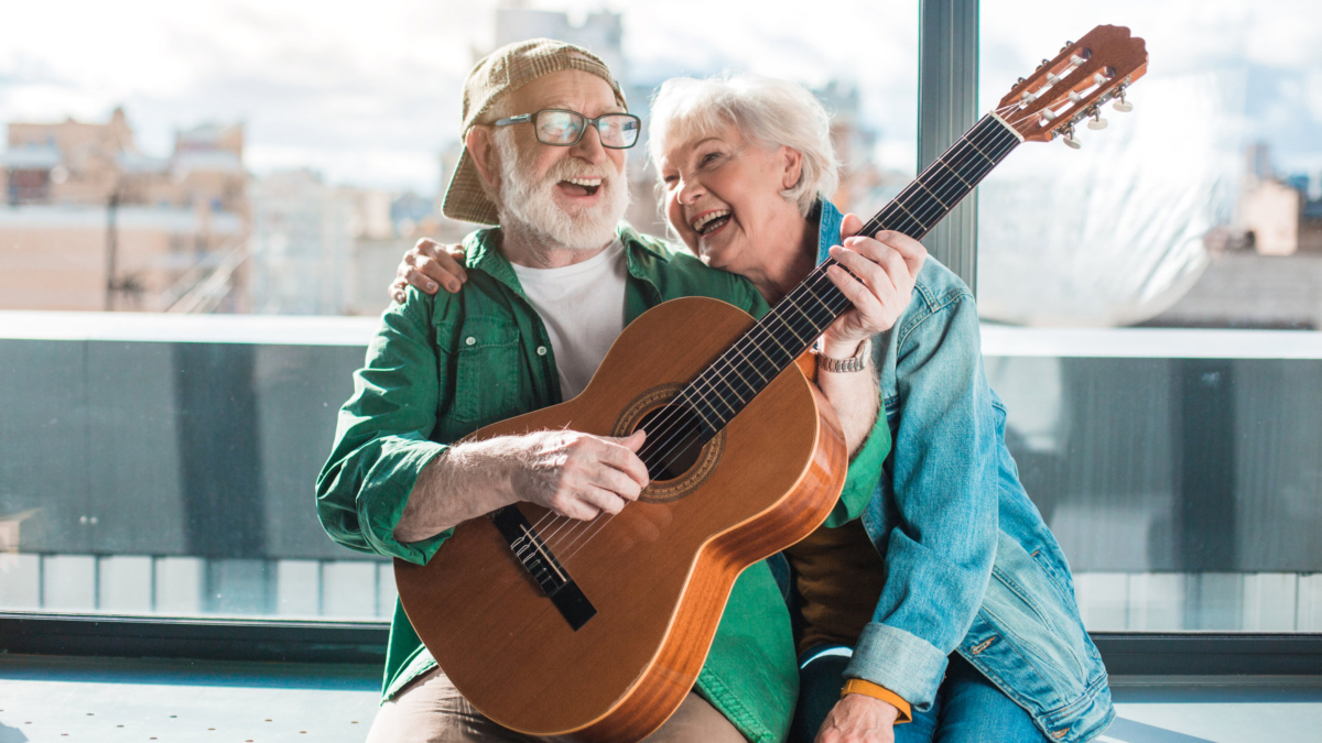 Live Life with a Smile (Part 2)

Pursue a New Hobby
Learning a new activity not only stimulates the brain but also allows socialization. 

Read more: facebook.com/VictoryCareMN/…

#AchievingHappiness #HomeAndCommunityBasedServices #MinneapolisMN